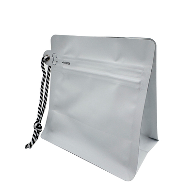 Mua 250g 0.5lb 8oz Matte White Foil Flat Bottom Coffee Bag With Valve Side Zipper And String 250g 0.5lb 8oz matte white foil flat bottom coffee pouch with valve side zipper and string online manufacture
